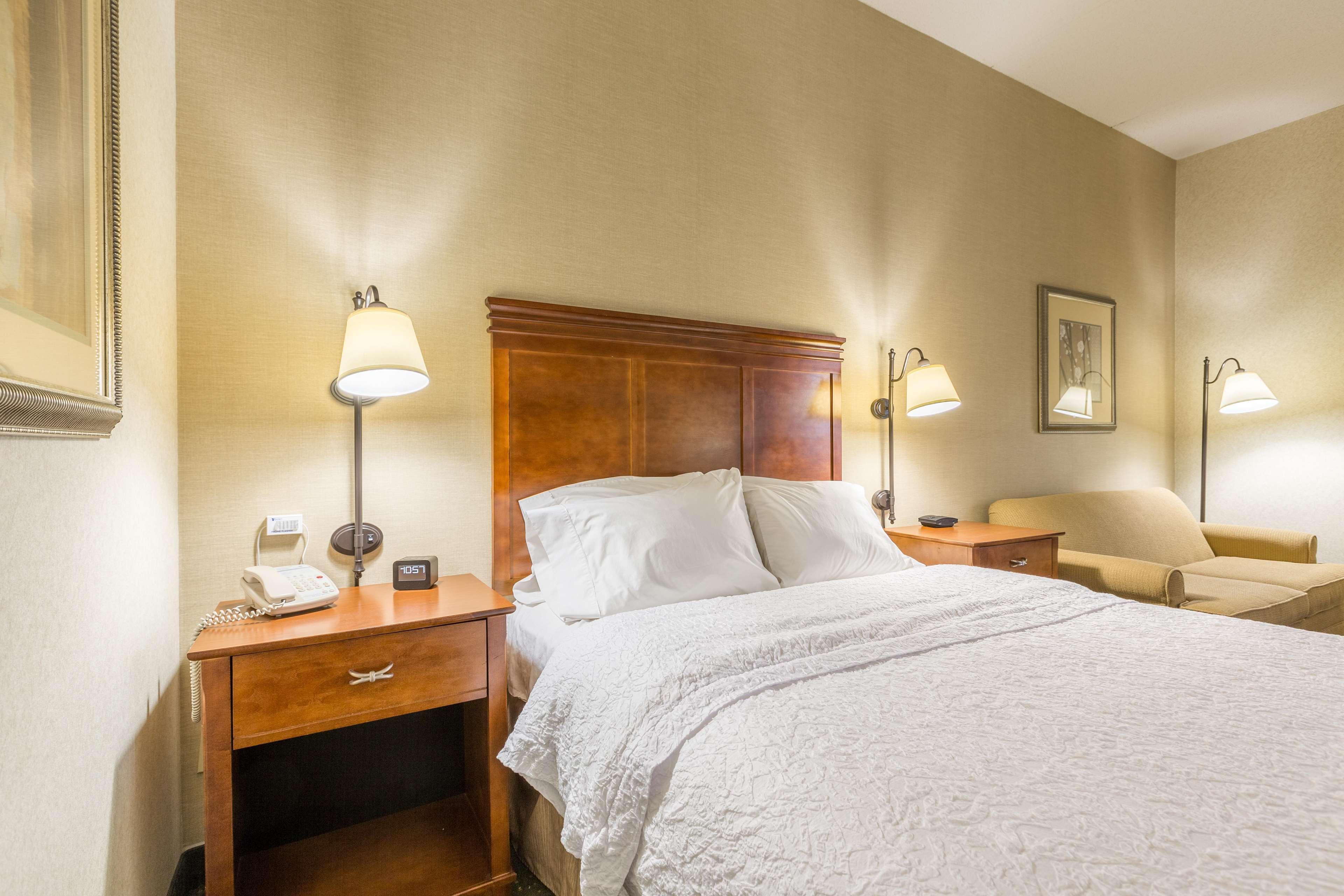 Hampton Inn Sidney Екстер'єр фото