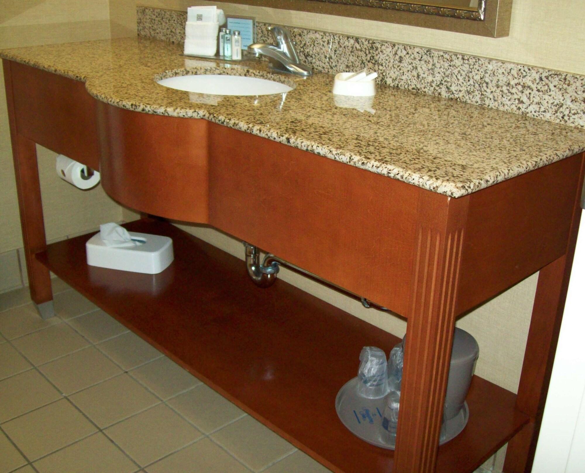 Hampton Inn Sidney Екстер'єр фото