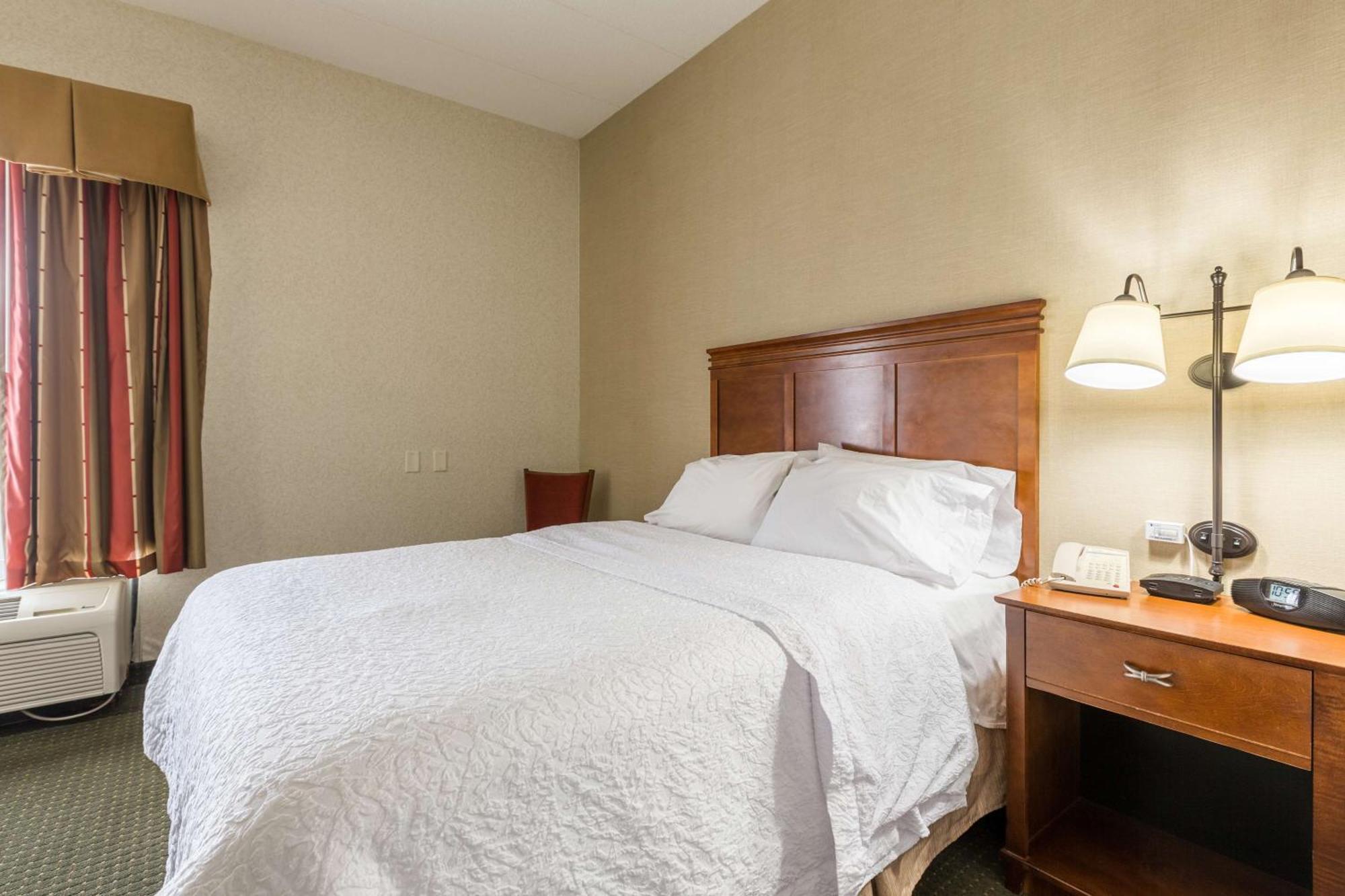 Hampton Inn Sidney Екстер'єр фото